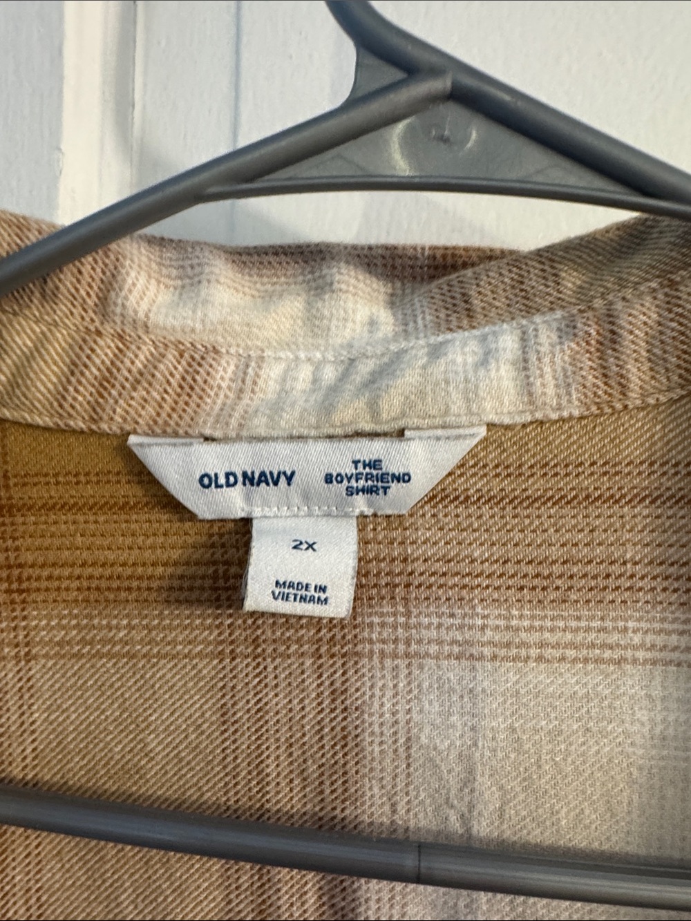 Old Navy Plaid Button-Down Shirt Jacket in Mustard and Cream - Picture 2 of 3